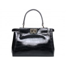 Fendi ikonikus mini peekaboo táska krokodilbőrből, fekete színben