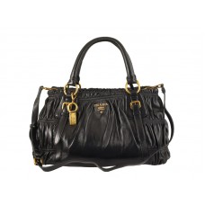 Prada Nappa Gauffre Horizontal Antik Táska Fekete