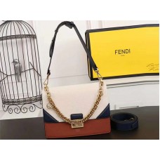 Fendi Kan I Borjúbőr Táska Krémszínű