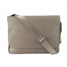 Louis Vuitton Taiga bőr Roman Mm Polaire
