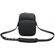 Louis Vuitton Taurillon Bőr Amazone 22 Fekete